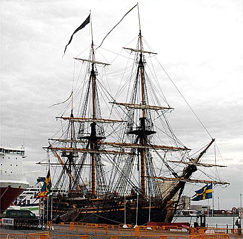 Götheborg anlände till Cádiz hamn precis enligt tidtabell 19 november och förtöjdes på en priviligierad plats i hamnen.
